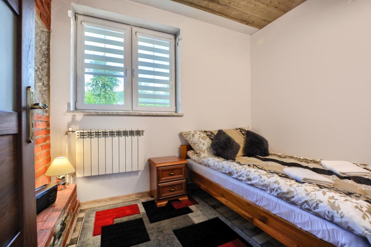 Ceglany Apartament Ustrzyki Dolne Eksteriør billede