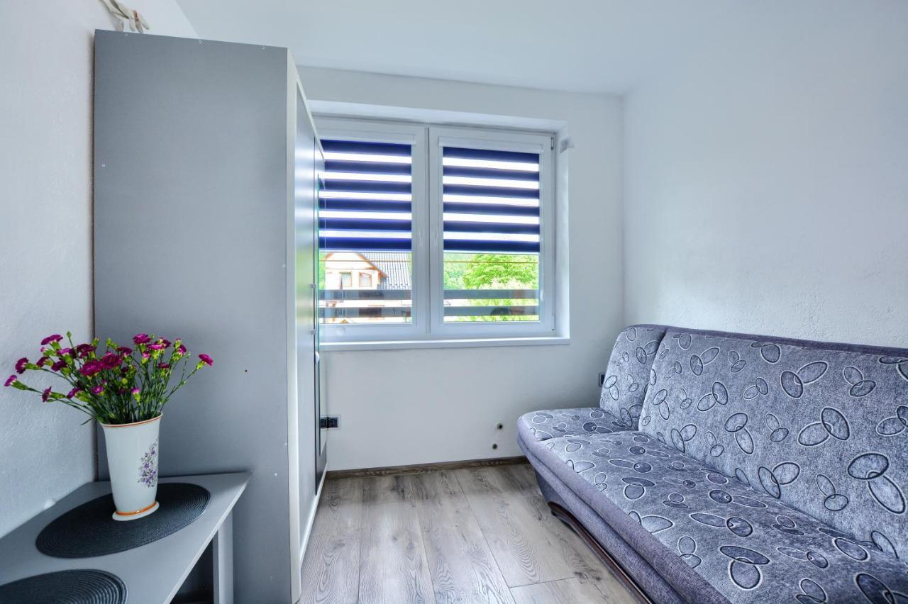 Ceglany Apartament Ustrzyki Dolne Eksteriør billede